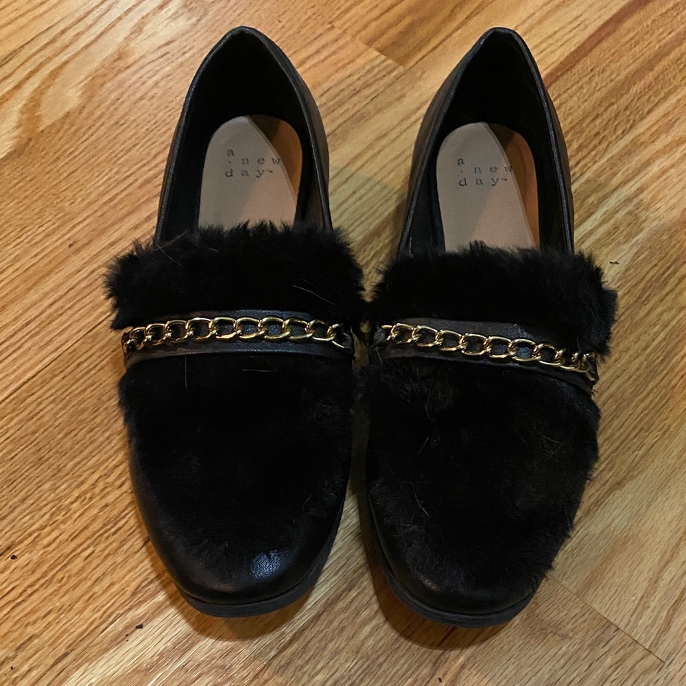 A New Day Women's Black Loafers with Gold Chain